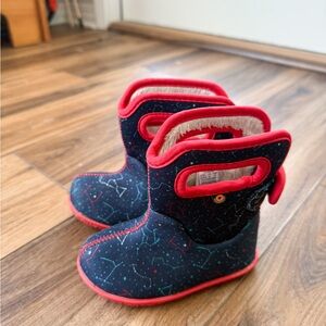 Toddler’s Cozy Bog Boots - Red and Blue